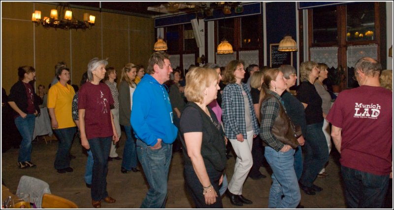 Benefiz Line Dance Marathon LADs