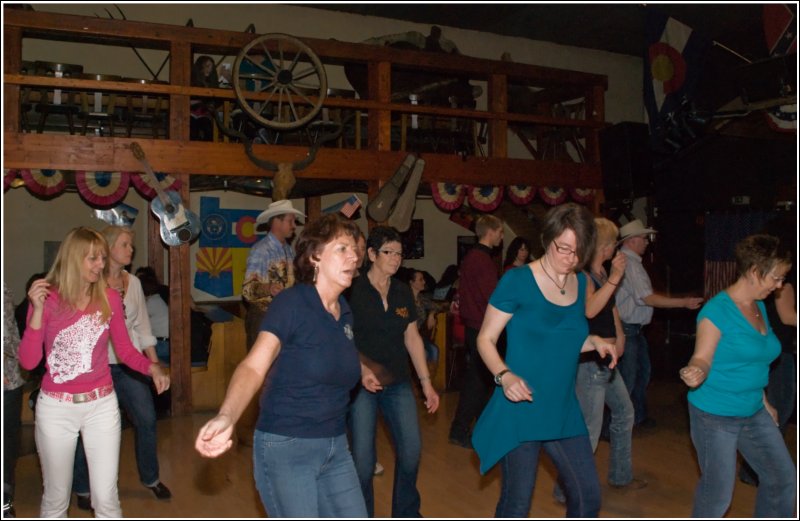 Benefiz Line Dance Marathon Desert Devil Dancers