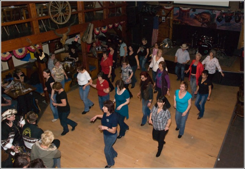 Benefiz Line Dance Marathon Desert Devil Dancers