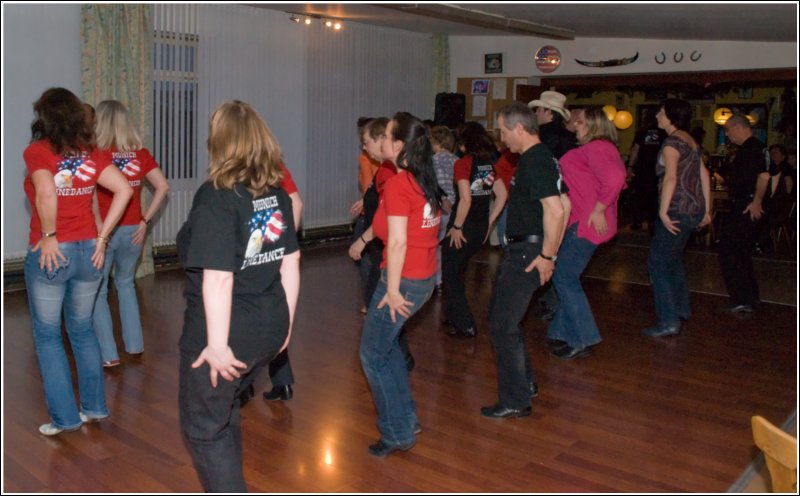 Benefiz Line Dance Marathon Munich Line Dancer