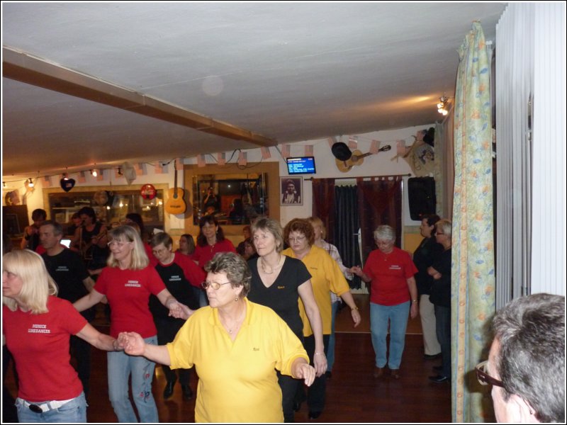 Benefiz Line Dance Marathon Munich Line Dancer