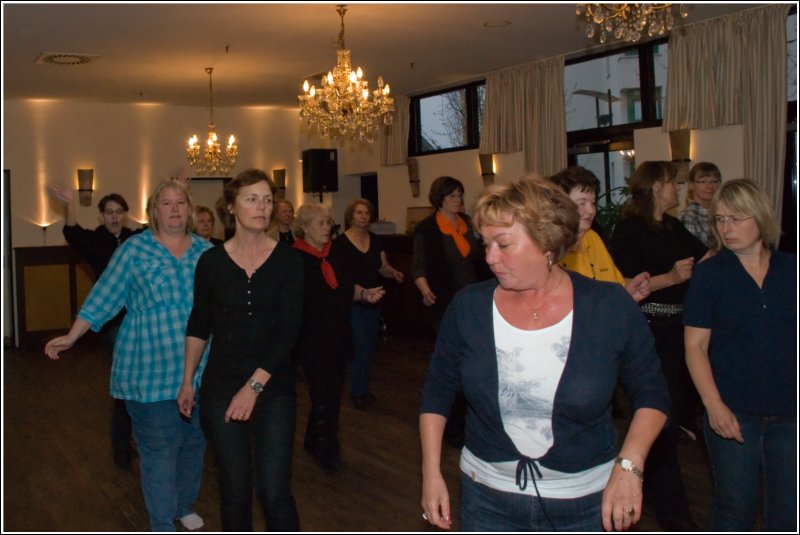 Benefiz Line Dance Marathon Crazy Legs